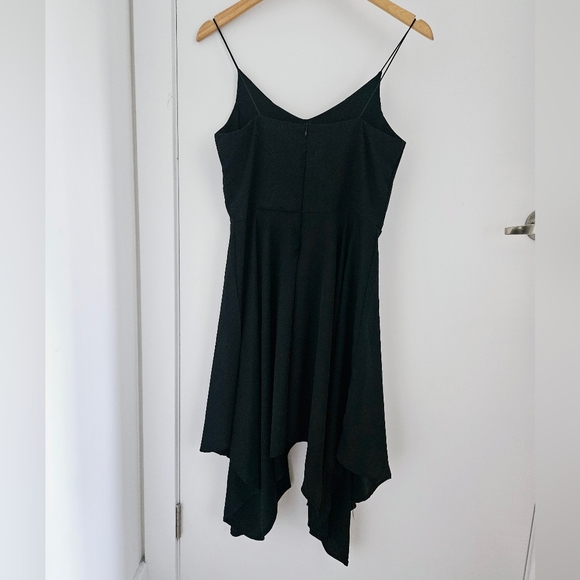 Black V-Neck Flare Midi Dress - Picture 4 of 6